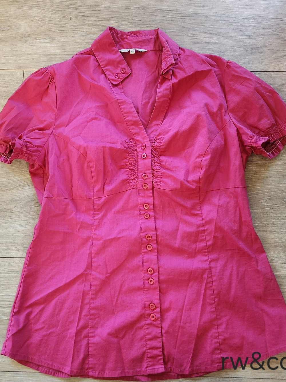 RW&CO. Women's Bright Pink Button-Front Short Sleeve Shirt